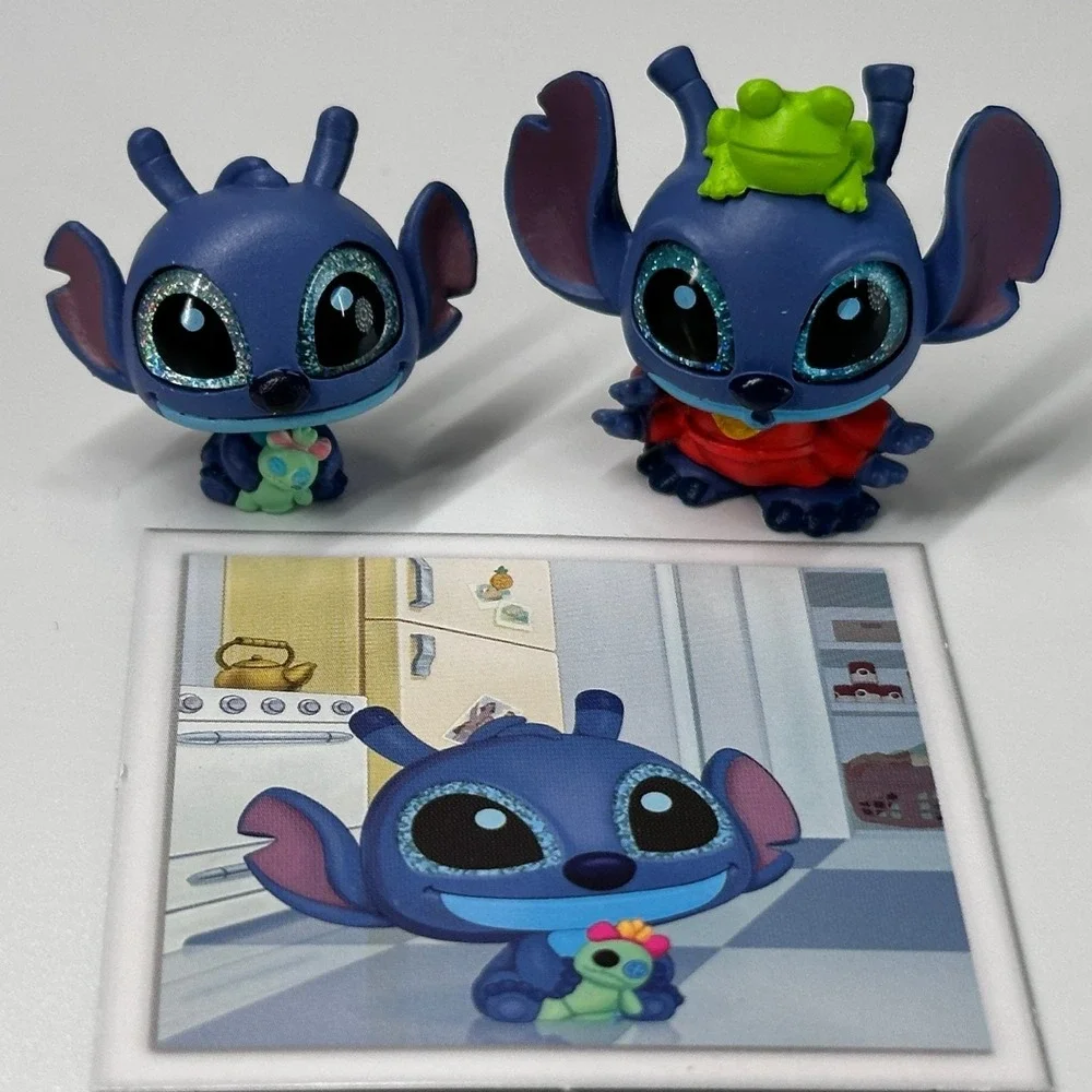 Disney Doorables STITCH REMEMBER WHEN Lilo & Stitch Set of 2 with Photo and Book